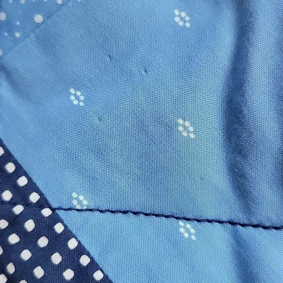 GAP Organic Cotton Bandana Print Quilt Bomber Jacket - Picture 6 of 8